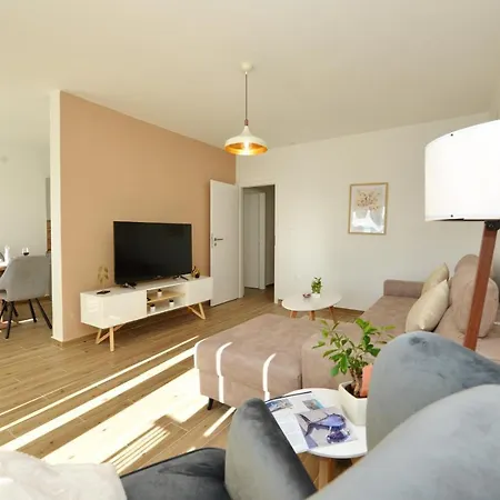 Apartment Lola * Zadar